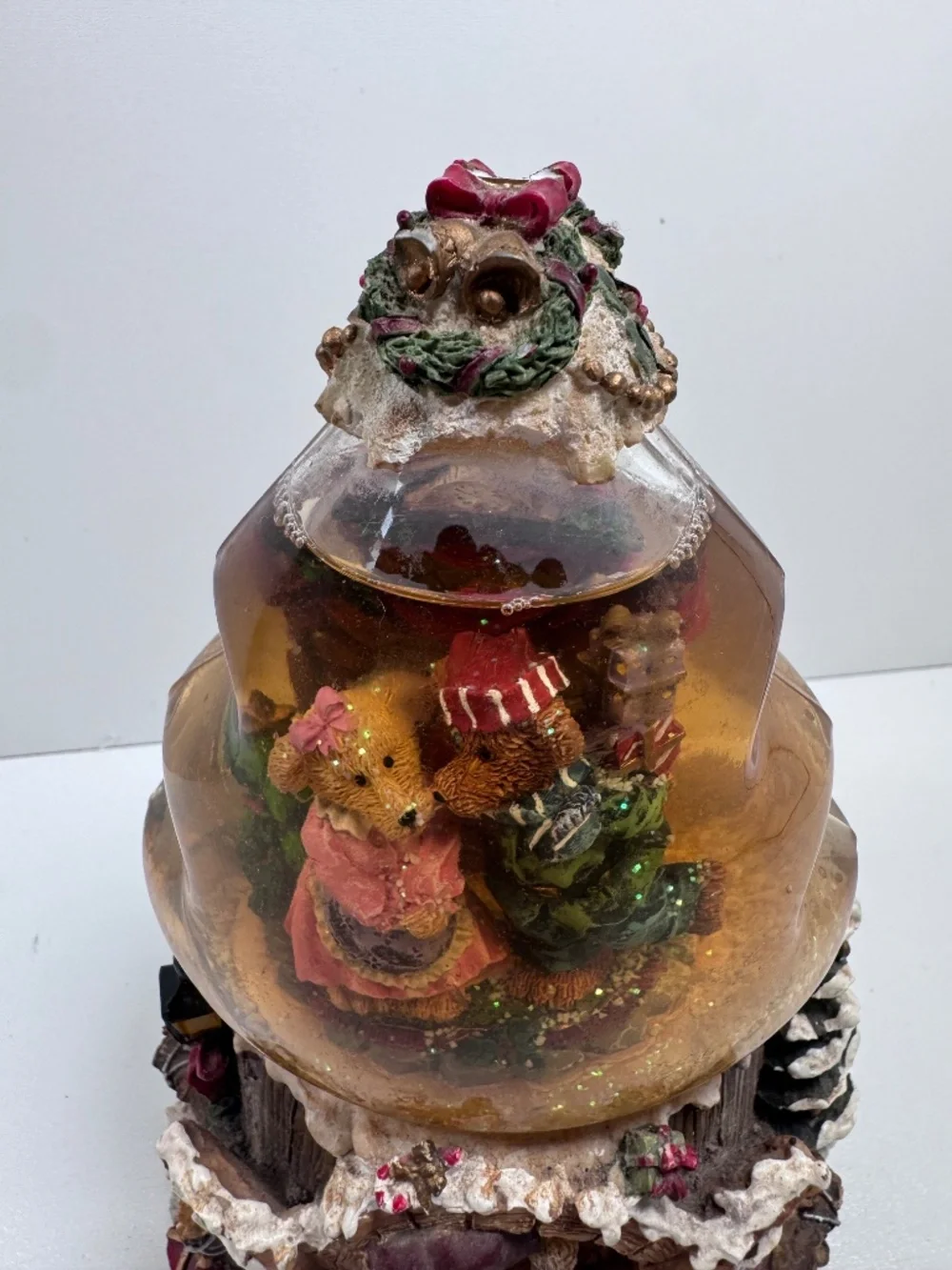 Holiday Time Christmas Musical Water Globe Tree Shape Bear Family Scene